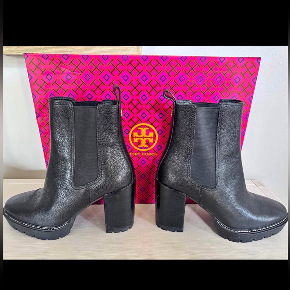 Tory Burch Carson Lug boot